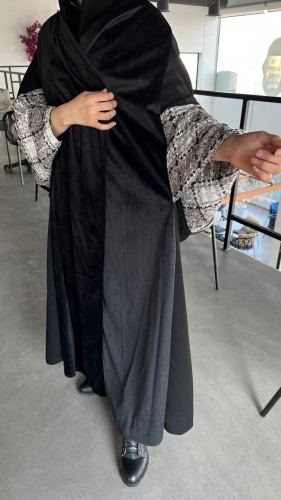 Winter abaya with Beshteh design for my wife