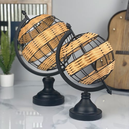 تحفة شكل كرة أرضية