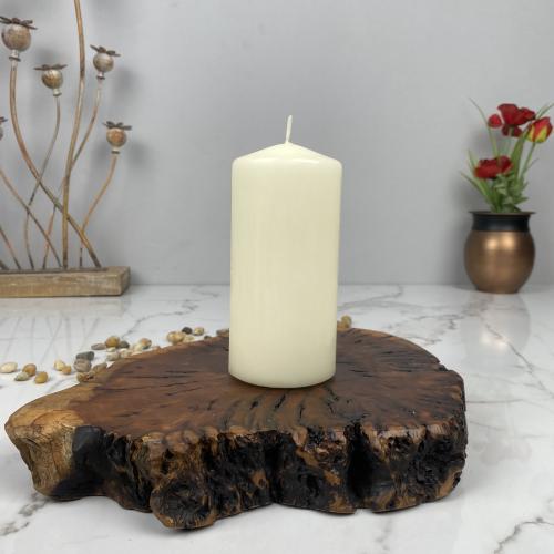 Plain cylindrical candle medium