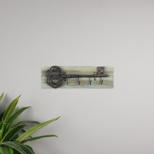 علاقة جدارية شكل مفتاح قاعدة خشب