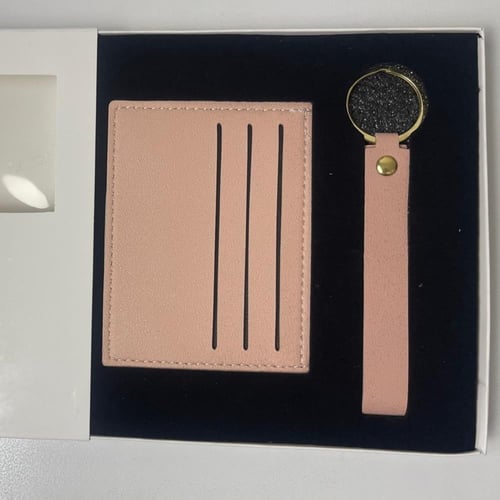 محفظة جلدية+مجانًا علاقة مفاتيح