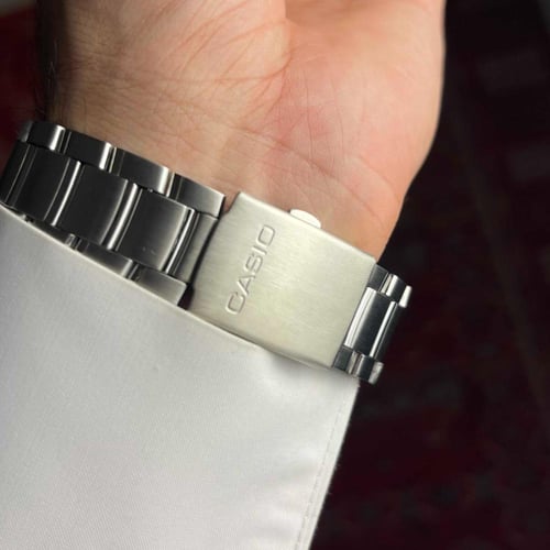 ساعة كاسيو إدفايس فضي | EFA-118D-7AVDF