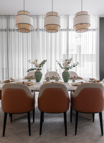 كرسي طاولة طعام