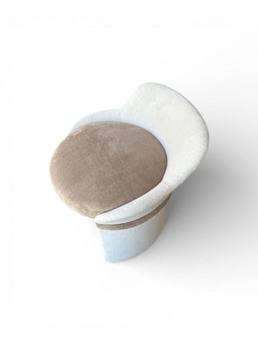 كرسي تسريحة