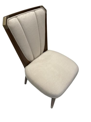 كرسي طاولة الطعام