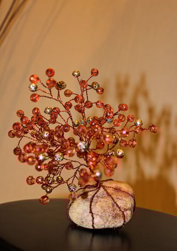 شجرة ديكوريّة من الخرز