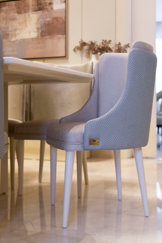 كرسي طاولة طعام