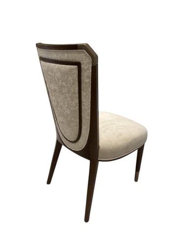 كرسي طاولة الطعام