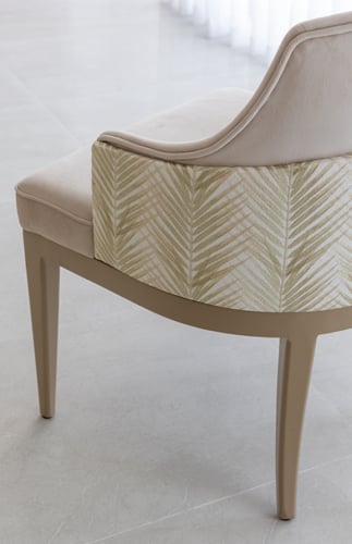 كرسي طاولة طعام من الجلد وقماش الكتان