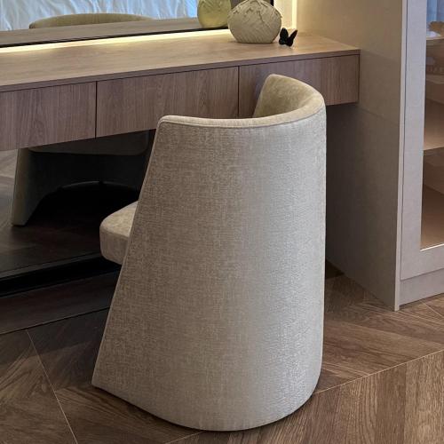 كرسي تسريحة