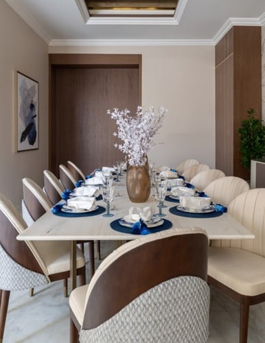 كرسي طاولة الطعام