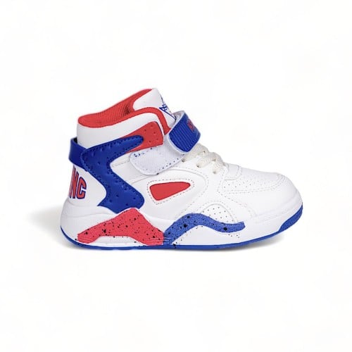 حذاء سنيكرز