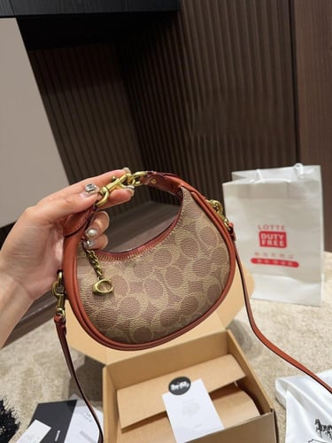 شنطة كوتش جوني