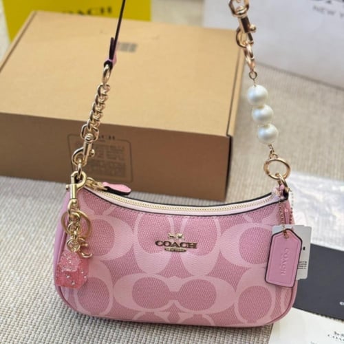 شنطة powder pink