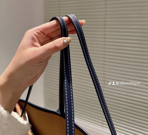 شنطة توري بورش