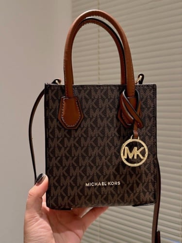 شنطة مايكل كورس