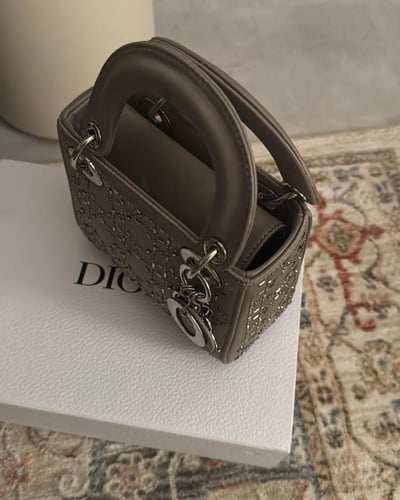 شنطة Dior