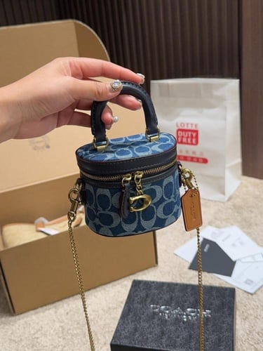 شنطة كوتش ماستر كروس تريل 12 Trail 12 Crossbody