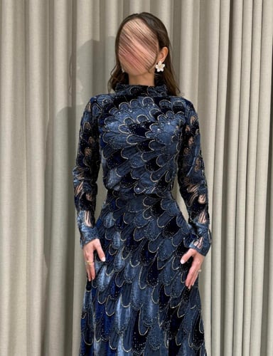 فستان كحلي فاخر