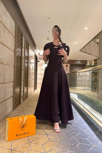 فستان موف ناعم مزين بورود صغيرة