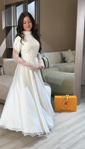 فستان دانتيل ابيض طويل