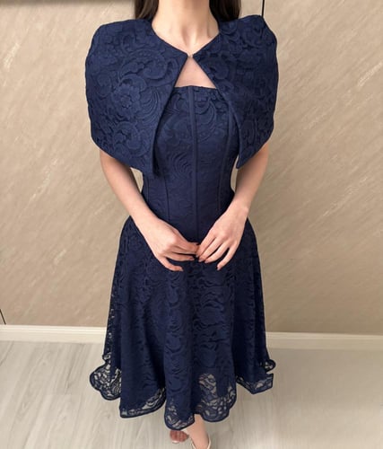 فستان كحلي وعودي لونين تنتيل