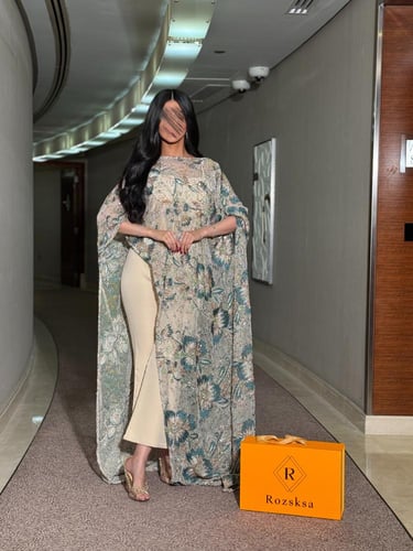 جمبسوت بيج مع شال مطرز بورود