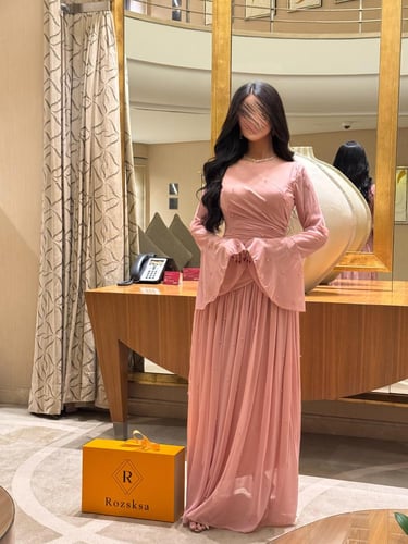 فستان ورد شيفون