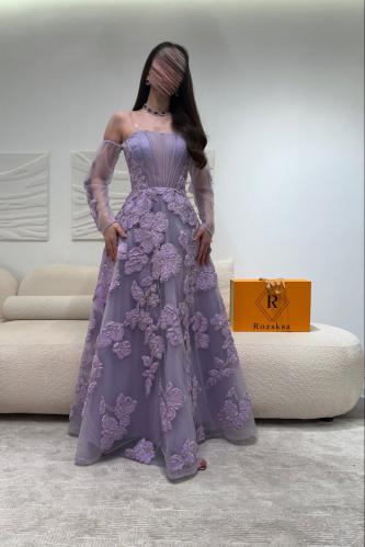 فستان موف ملكة مع كمام تعطي شكل مميز