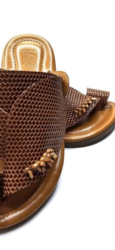 احذية 361 حذاء شرقي مطرز فاخر