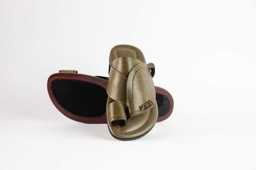 احذية 564 حذاء شرقي جلد