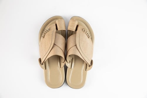 احذية 565 حذاء رجالي بيج