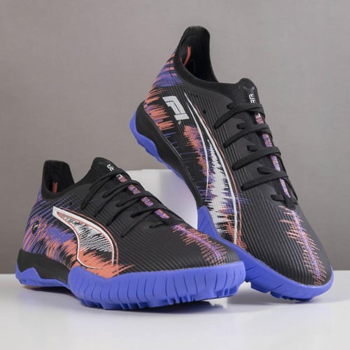 جزمة كرة قدم PUMA