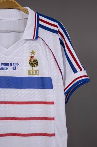 طقم منتخب فرنسا الاحتياطي 1998