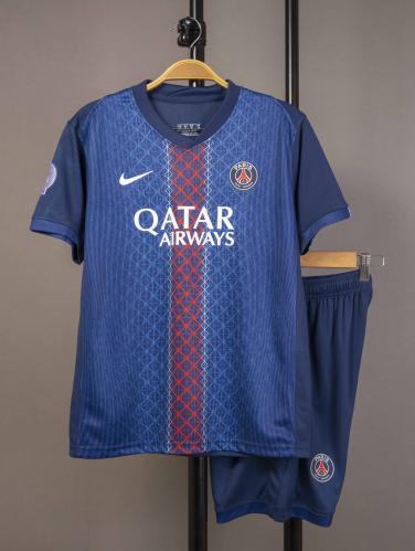 طقم باريس الاساسي اطفال2024/2025