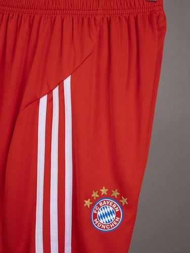 طقم بايرن ميونخ الاحتياطي اطفال 2025/2026