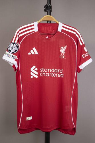 قميص ليفربول الاساسي 2025/2026