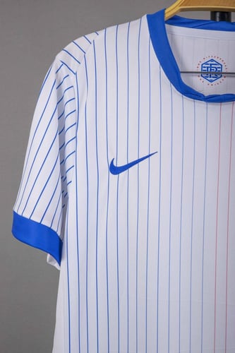 طقم منتخب فرنسا الاحتياطي 2024/2025