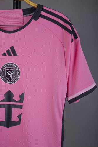 قميص انتر ميامي الاساسي 2024/2025