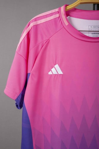 طقم منتخب المانيا الاحتياطي 2024/2025