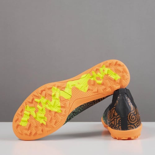 جزمة كرة قدم