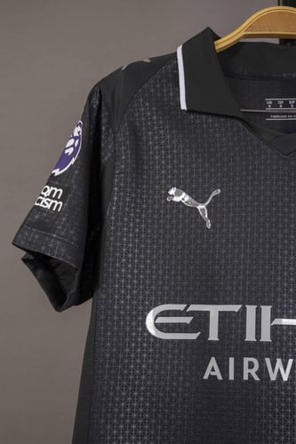 طقم مانشستر سيتي الاحتياطي 2025/2026