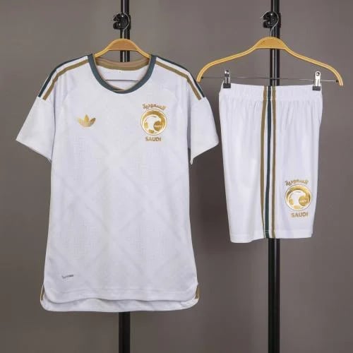 طقم منتخب السعوديه 2026/2027
