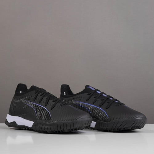 جزمة كرة قدم PUMA