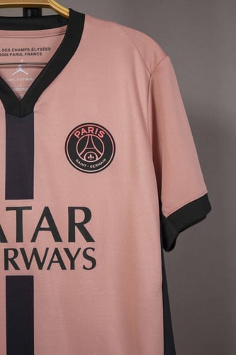 طقم باريس الاحتياطي 2024/2025