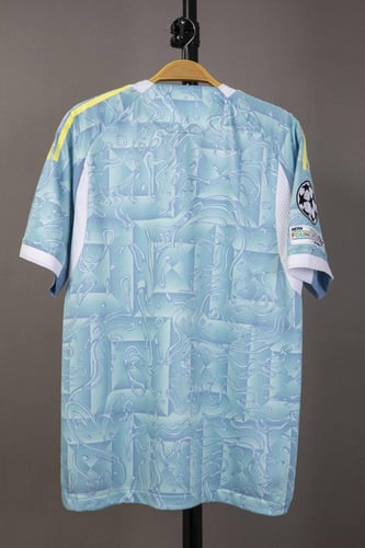 طقم يوفينتوس الاحتياطي 2026/2025