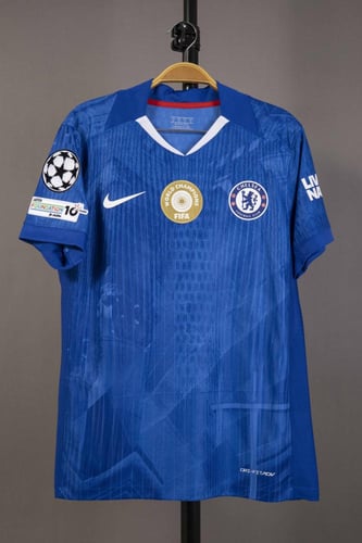 طقم تشيلسي الاساسي 2026/2025 بشعار كاس العالم