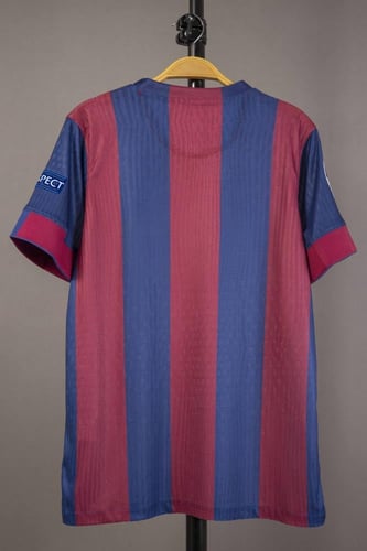 طقم برشلونة الاساسي 2015