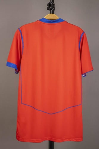 طقم باريس الاساسي 2025/2026