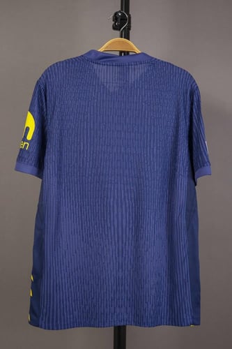 قميص اتلتيكو مدريد الاحتياطي 2025/2026